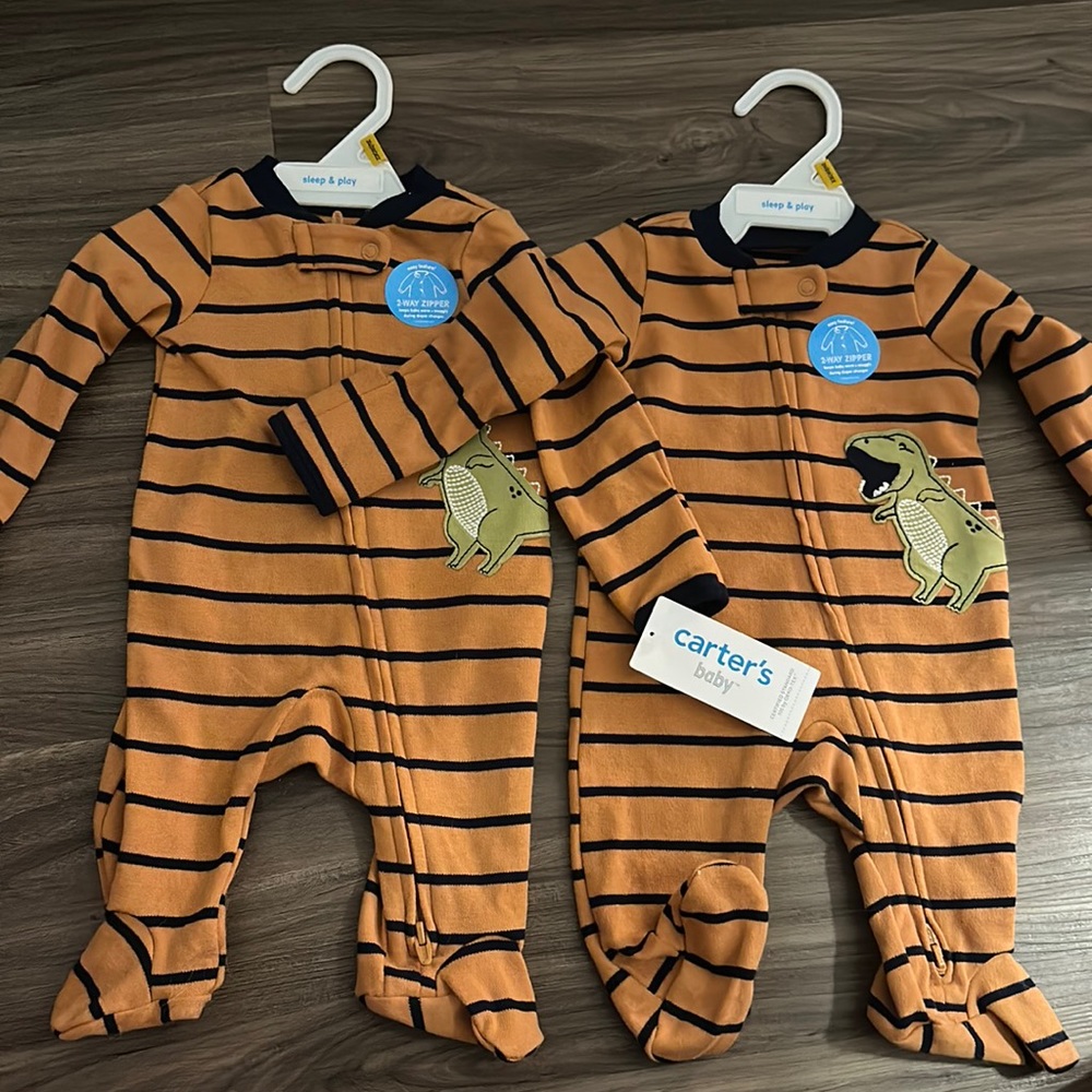 Carters 2 way zipper onesie BRAND NEW